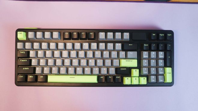 机械键盘测评：客制化与性价比的完美平衡开元棋牌雷柏V700DIY-98黑灰绿