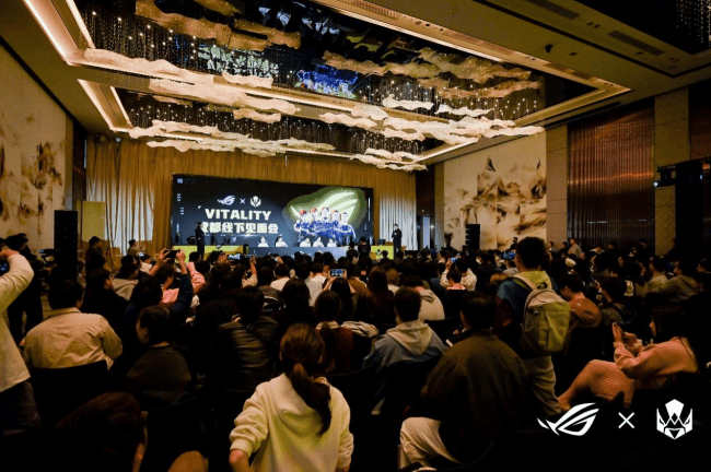 嗨翻成都ROG装备集结开启电竞新体验开元棋牌Vitality粉丝见面会(图8)