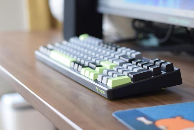 00DIY-98或成多设备办公终极武器开元棋牌效率与手感我全都要：雷柏V7(图3)