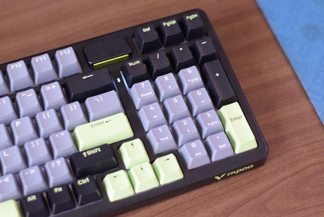 00DIY-98或成多设备办公终极武器开元棋牌效率与手感我全都要：雷柏V7(图8)