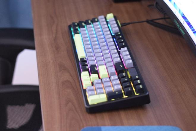 00DIY-98或成多设备办公终极武器开元棋牌效率与手感我全都要：雷柏V7(图10)